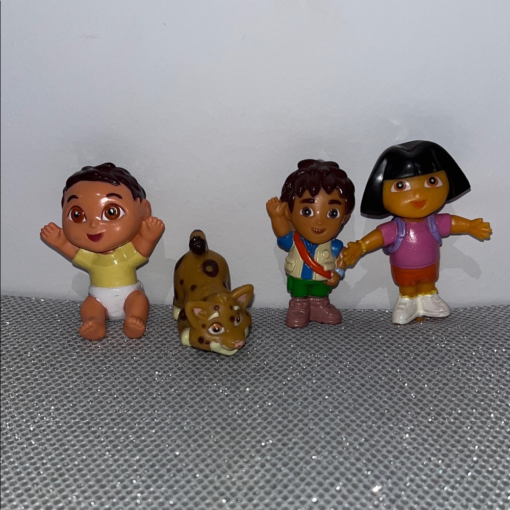 Vintage Dora Exploratrice figures vinyle